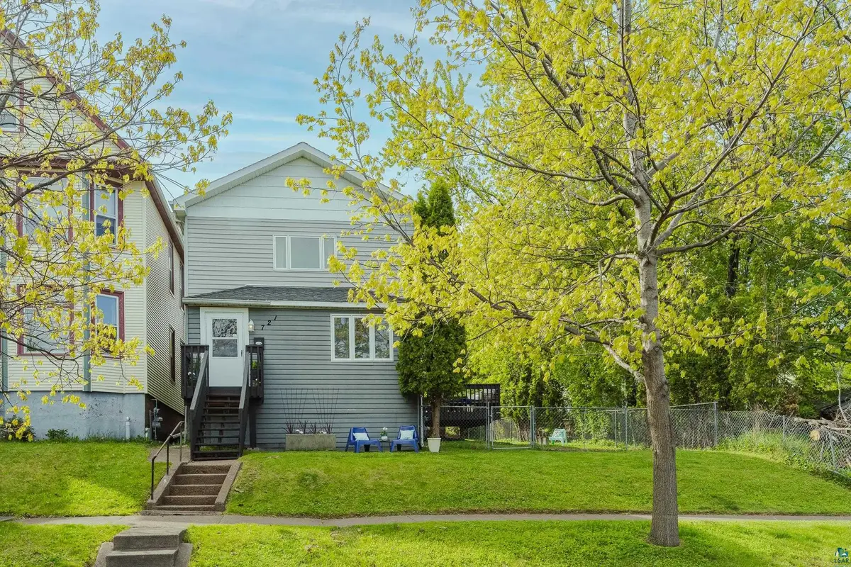 721 E 6th St, Duluth, MN 55805 - #1