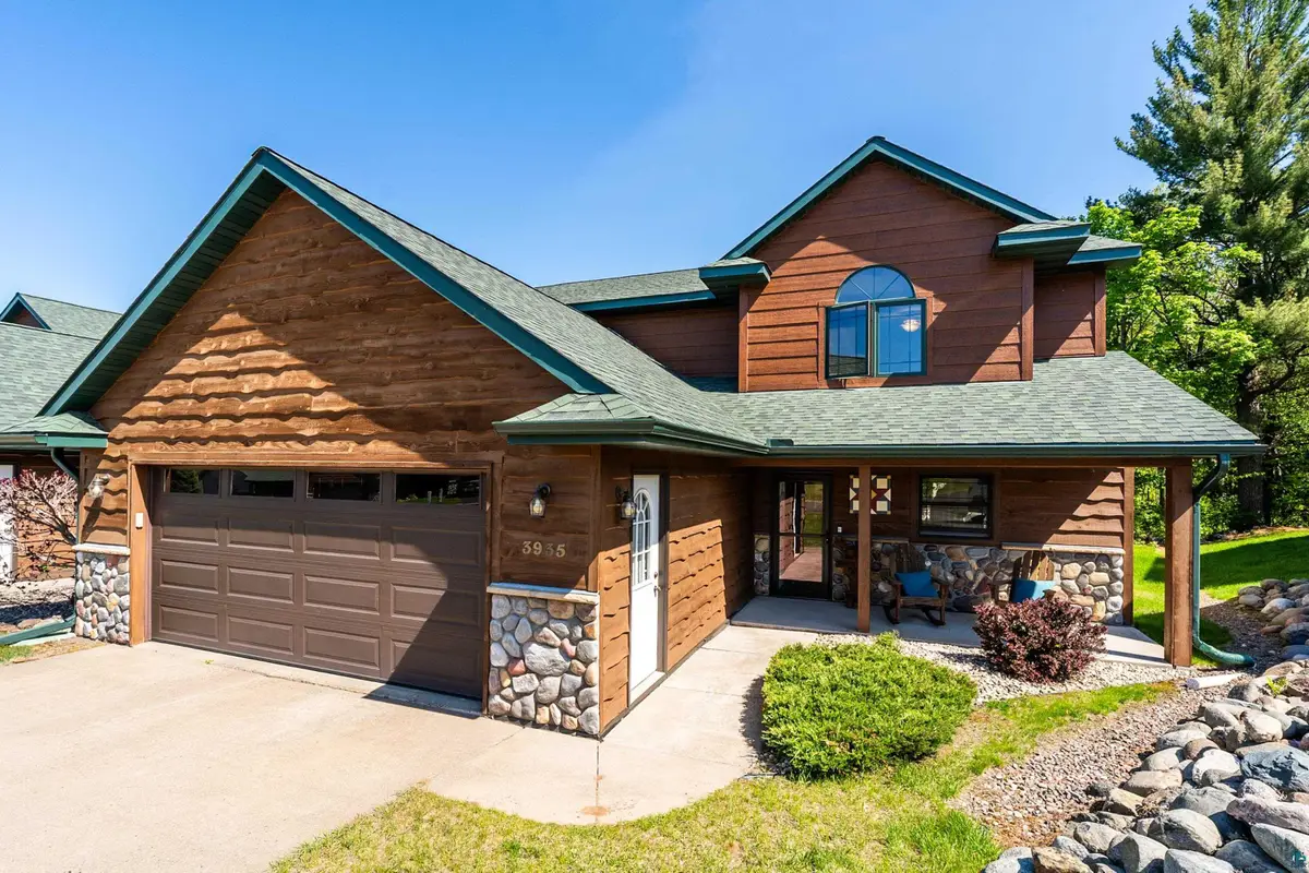 3935 Fountain Gate Dr, Duluth, MN 55811 - #1