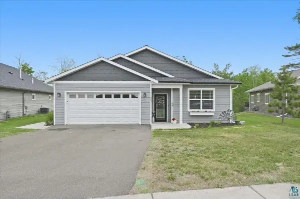 205 Coffee Creek Blvd, Duluth, MN 55811