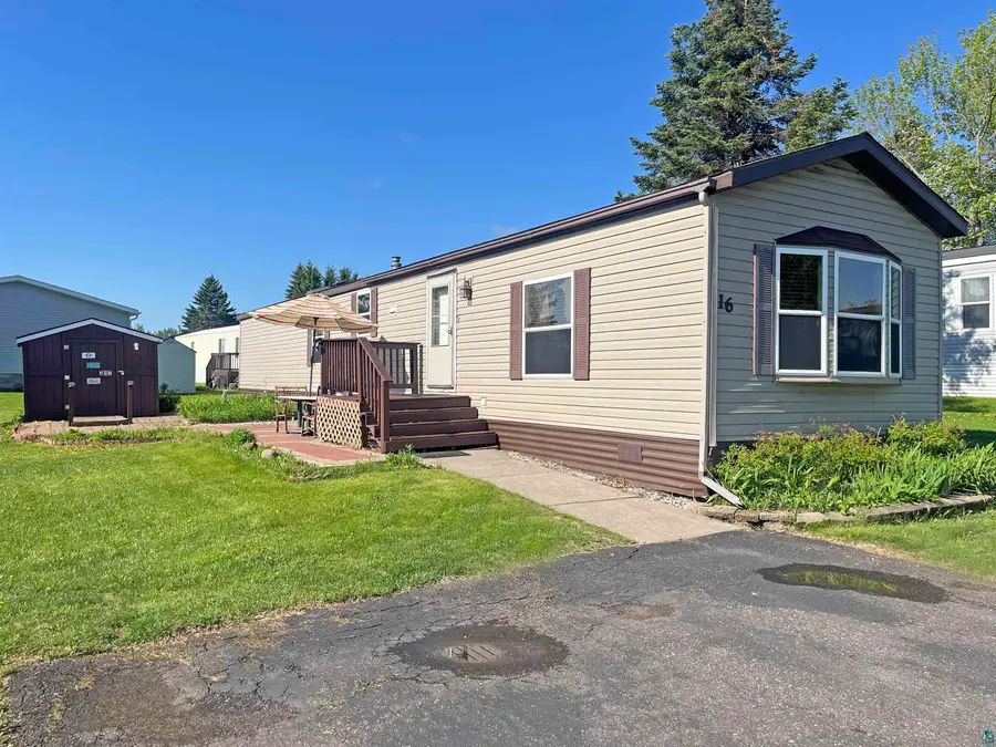16 Kalmia Dr, Duluth, MN 55810 - #2