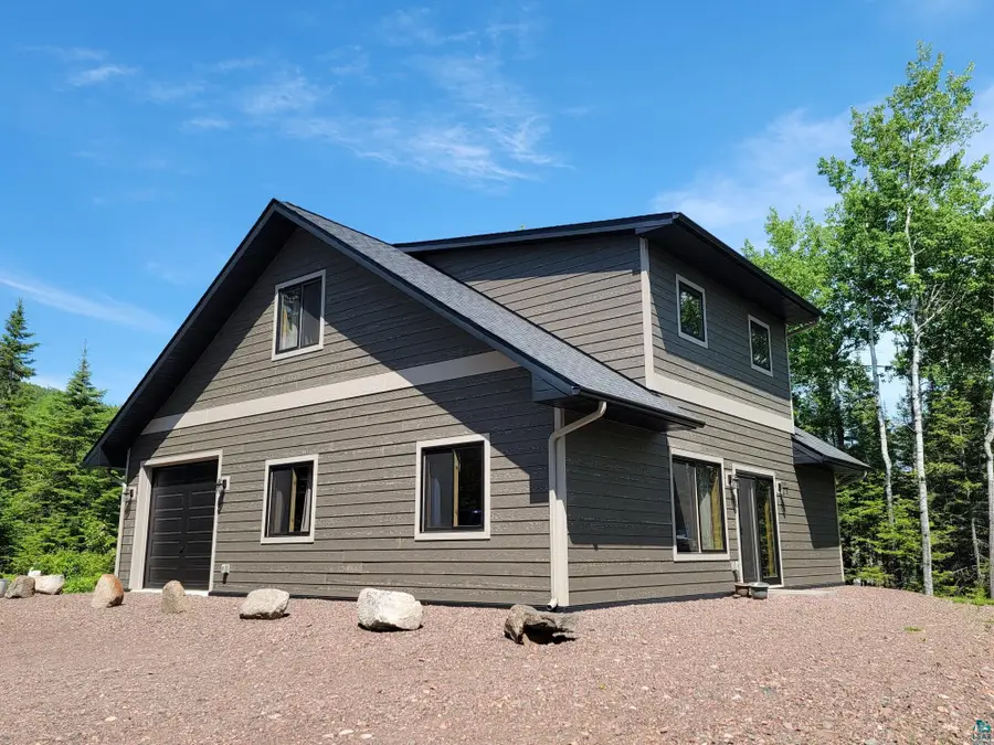 1038 W 3rd Ave, Grand Marais, MN 55604 - #2