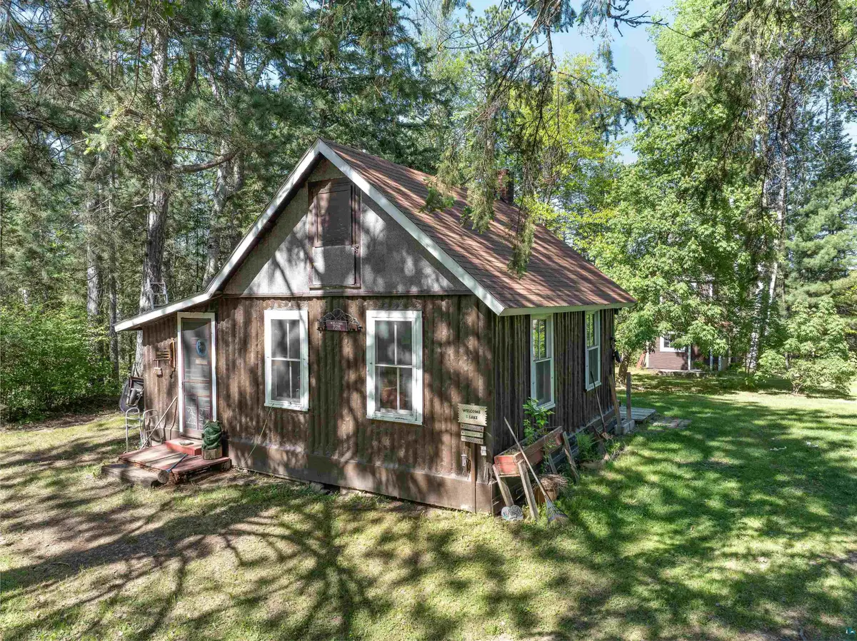 9064 Peppard Rd, Britt, MN 55710 - #1