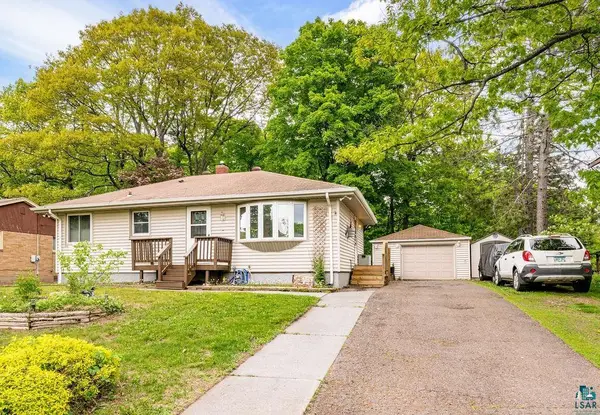 1724 Warren Ave, Duluth, MN 55811