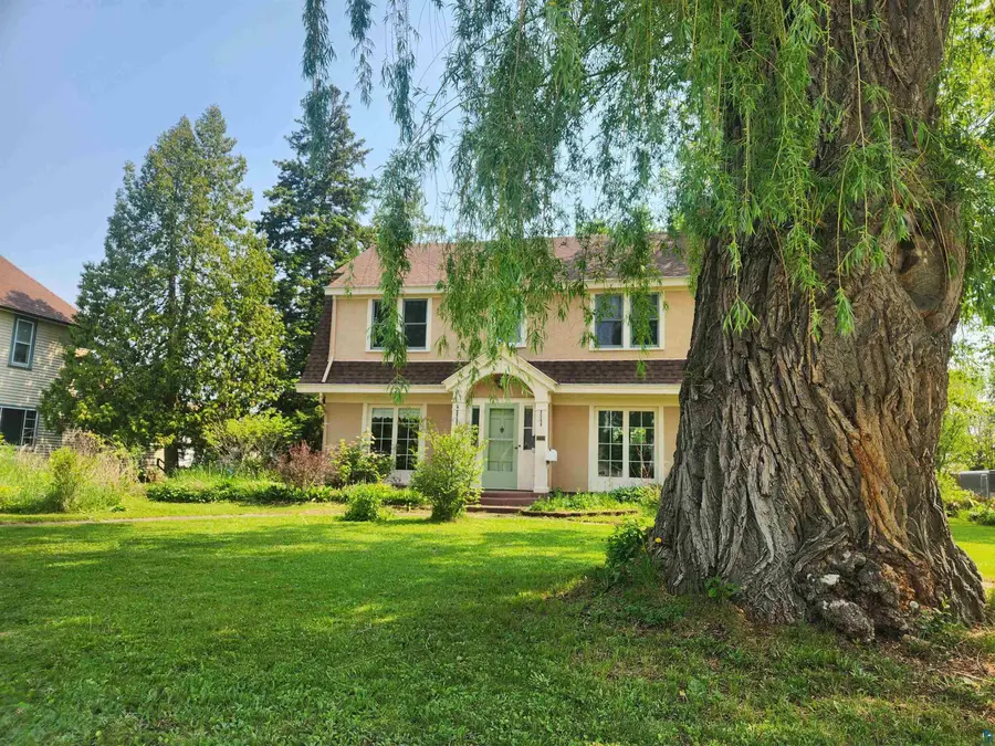 822 Macarthur Ave, Ashland, WI 54806 - #2