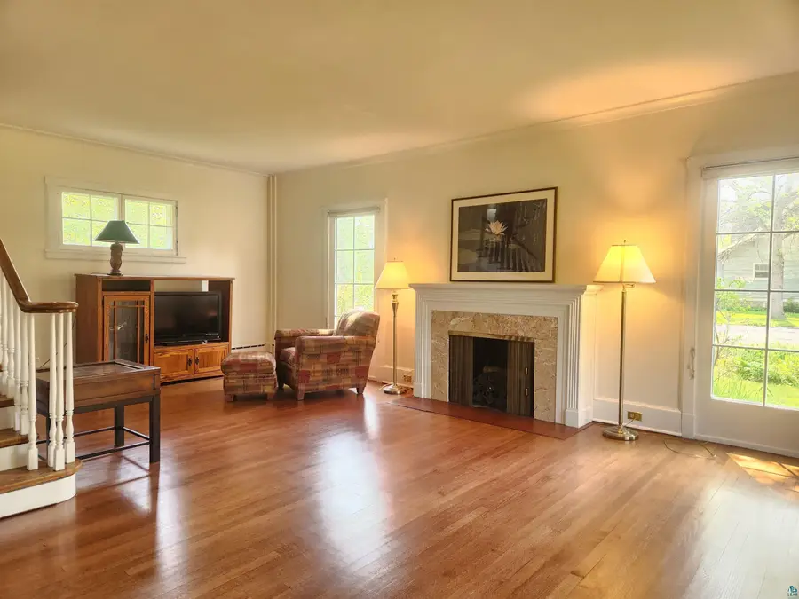 822 Macarthur Ave, Ashland, WI 54806 - #3