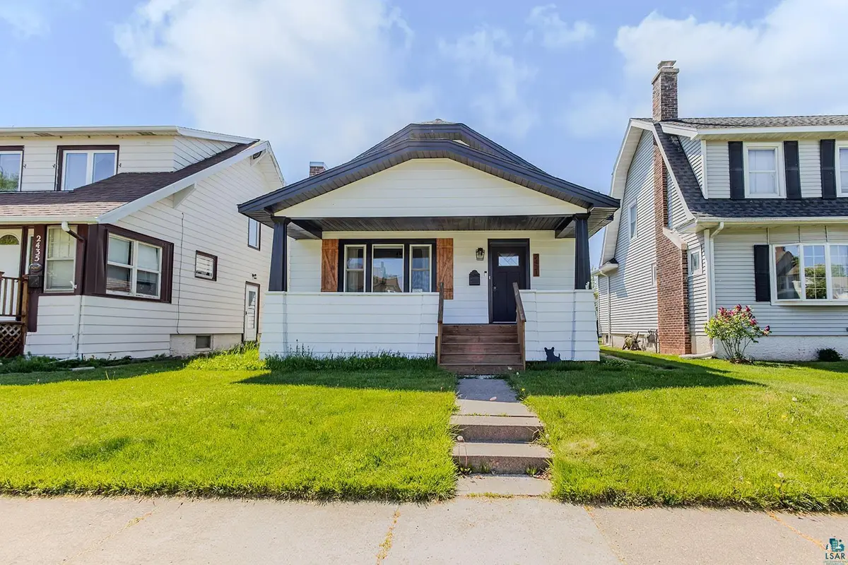 2431 Hughitt Ave, Superior, WI 54880 - #1