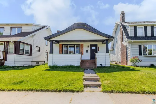 2431 Hughitt Ave, Superior, WI 54880