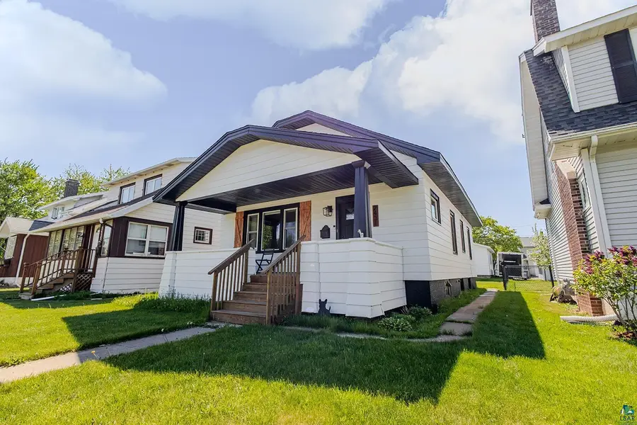 2431 Hughitt Ave, Superior, WI 54880 - #2