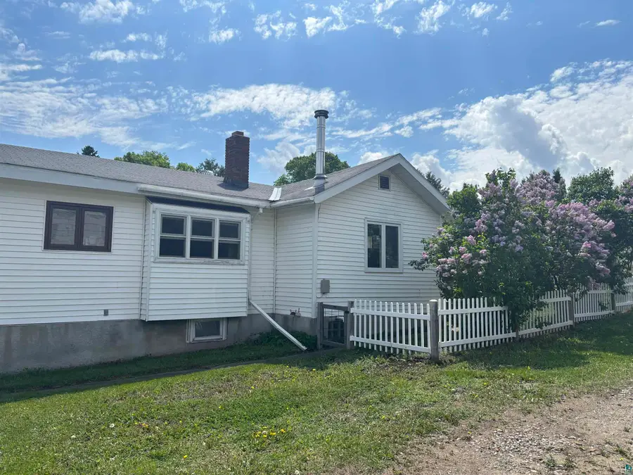 1103 E Washington St, Ely, MN 55731 - #3