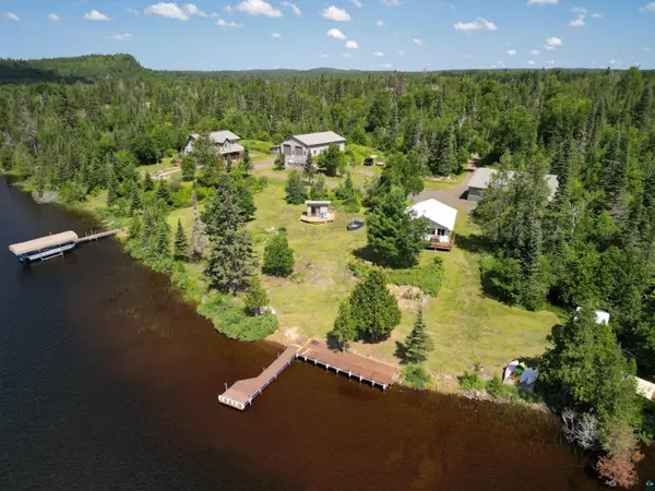 1339 Tom Lake Rd, Hovland, MN 55606