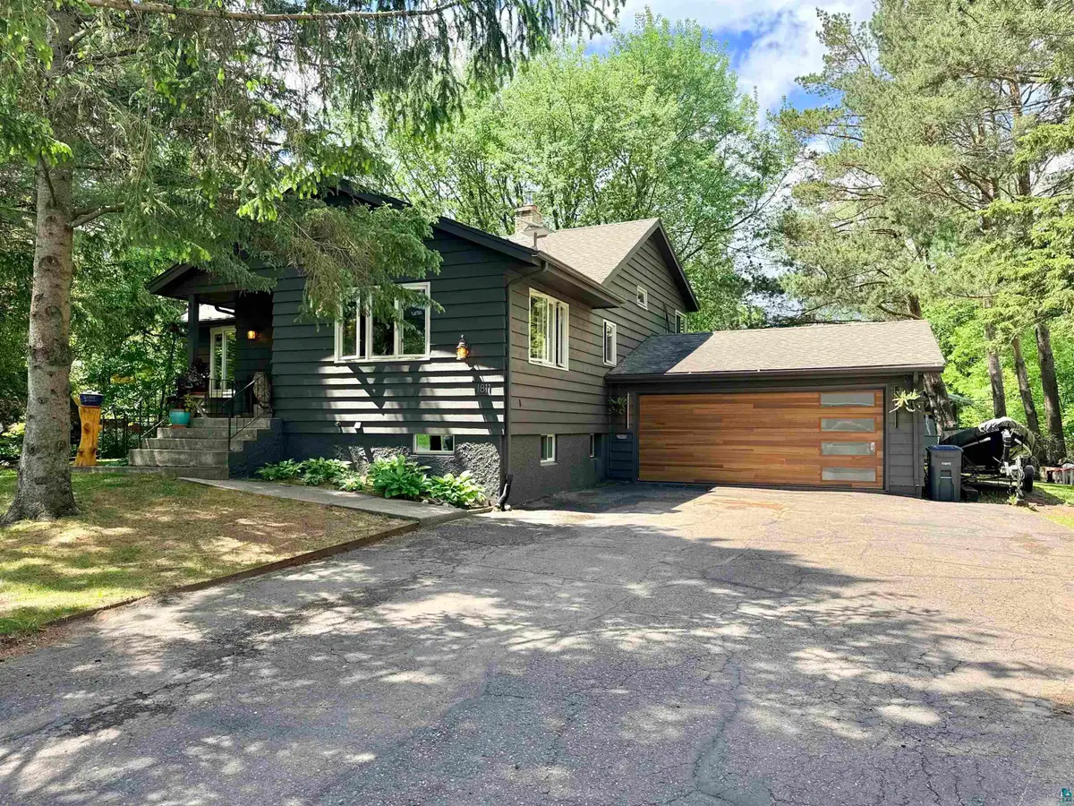 1811 Columbus Ave, Duluth, MN 55803 - #1