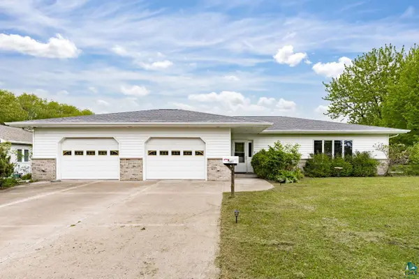 3007 E 7th St, Superior, WI 54880