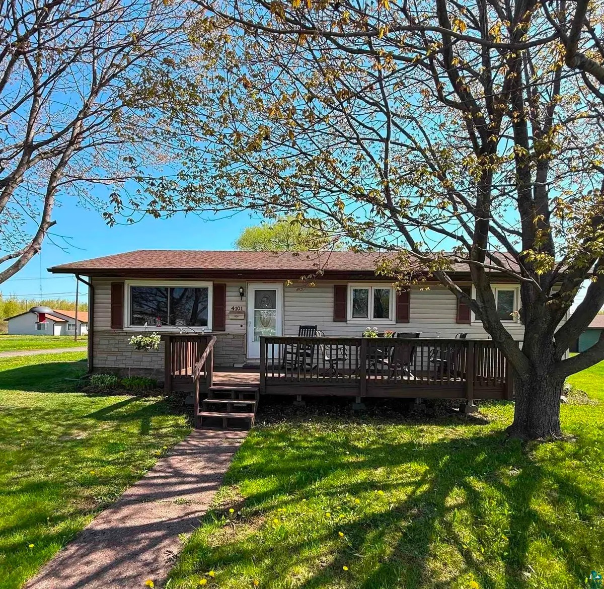 4101 E Itasca Ave, Superior, WI 54880 - #1