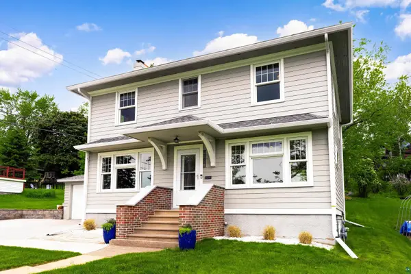 2701 E 2nd St, Duluth, MN 55812