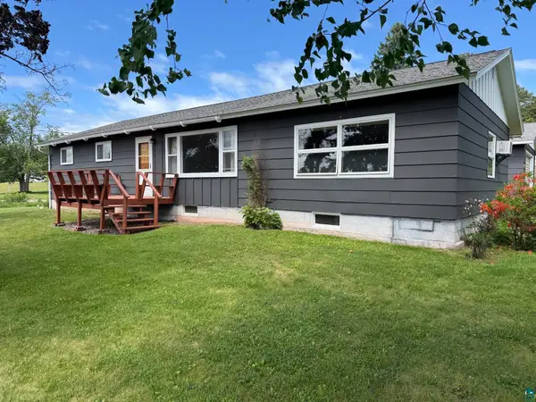 111 E 7th St, Washburn, WI 54891