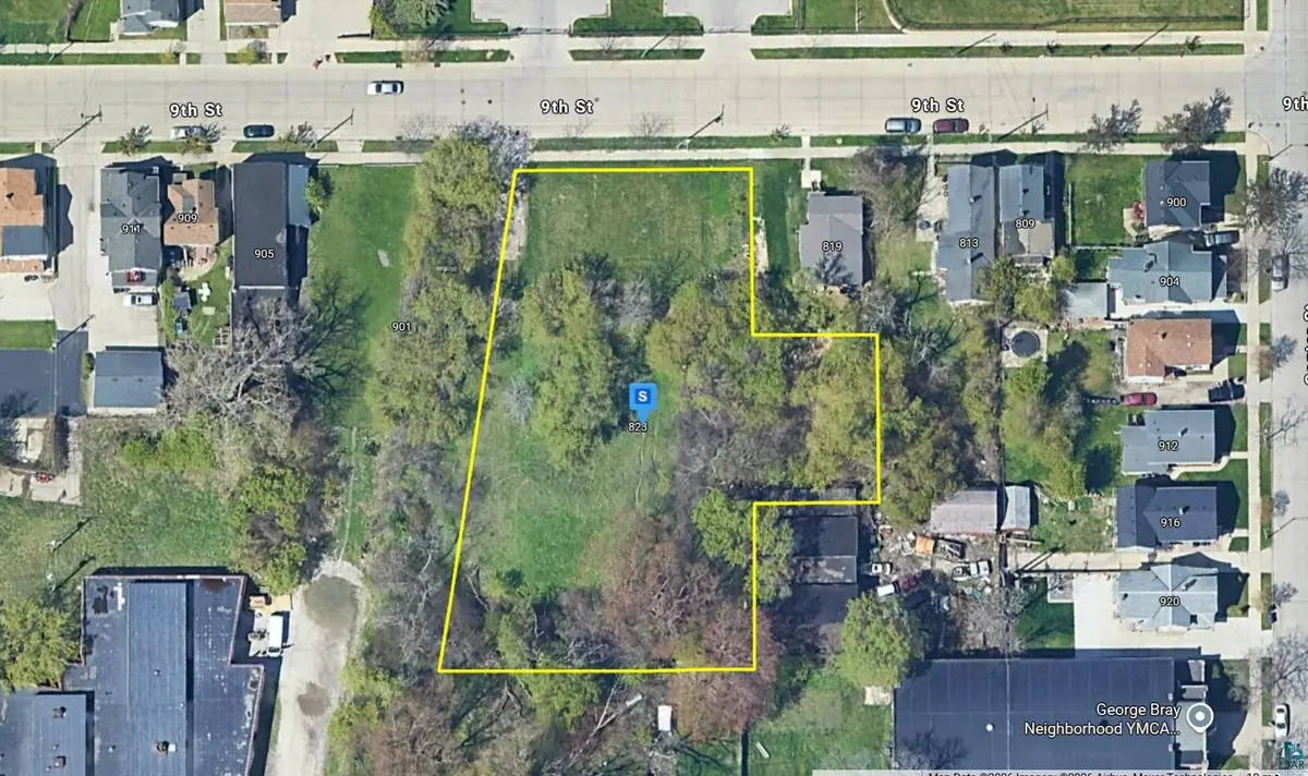 823 9th St, Racine, MN 53403 - #1