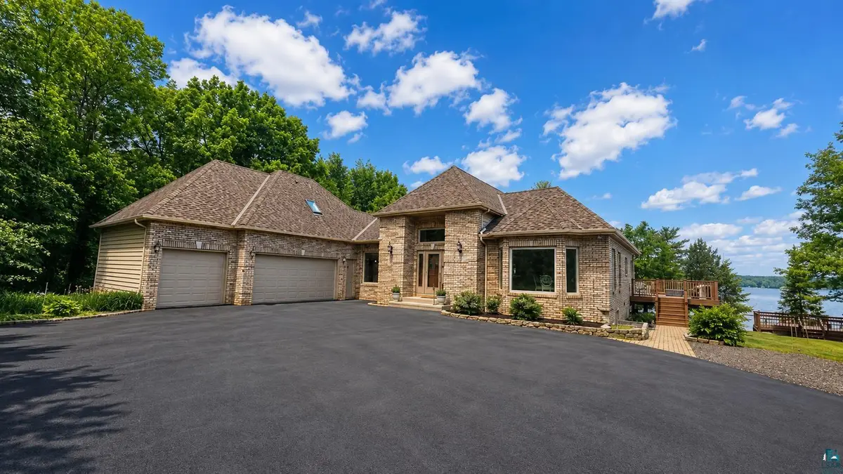 4875 Lakeway Dr, Duluth, MN 55811 - #1