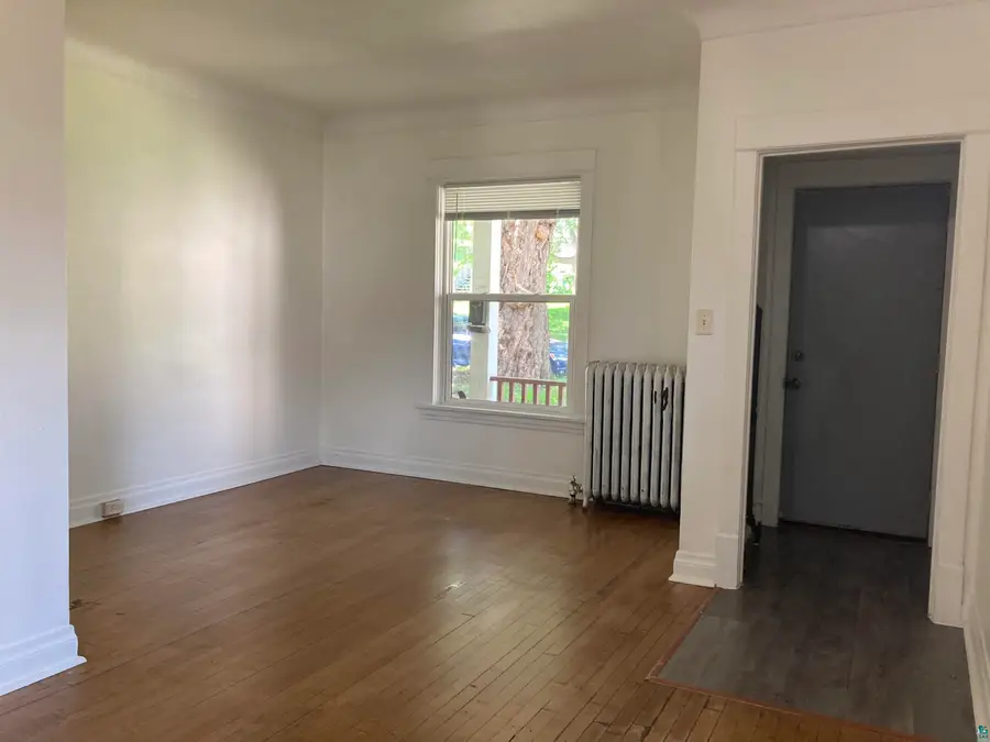 224 E 6th St, Duluth, MN 55805-2137 - #2