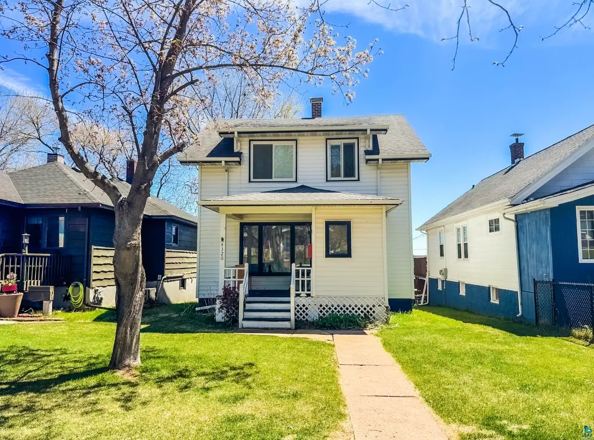 4320 W 8th St, Duluth, MN 55807 - #1