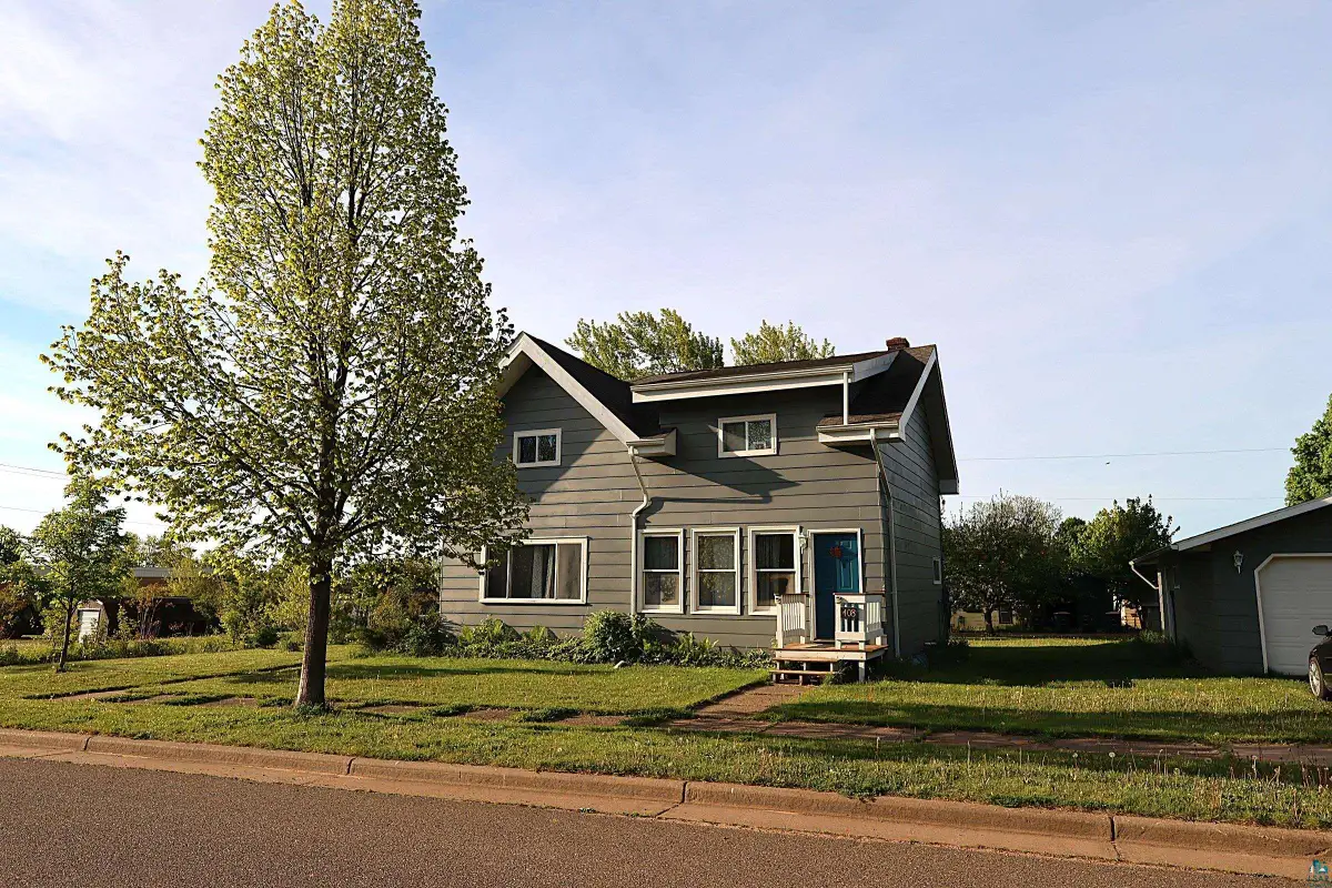 408 W 5th St, Washburn, WI 54891 - #1