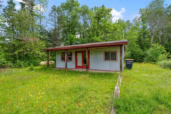 6028 S State Hwy 35, Superior, WI 54880-8312