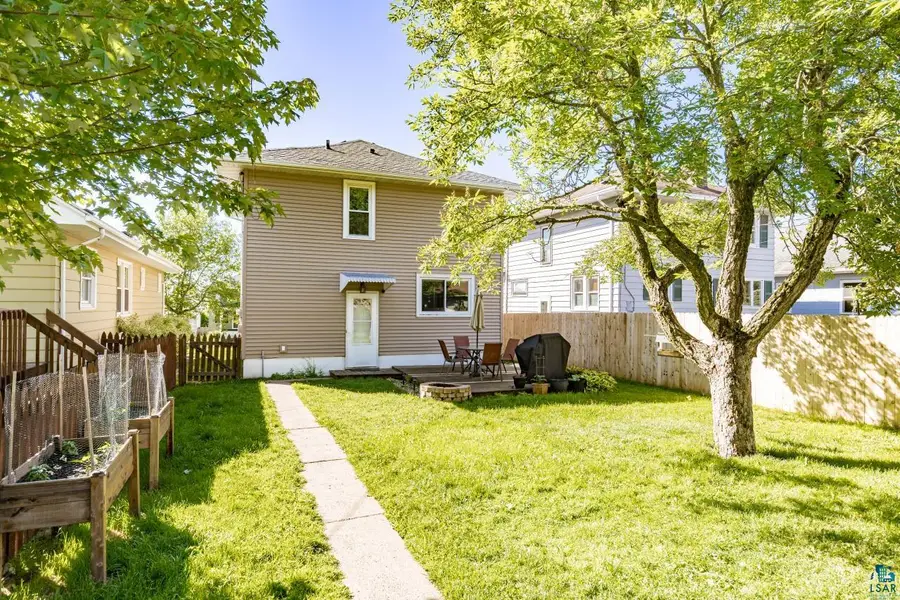 4611 W 6th St, Duluth, MN 55807 - #2