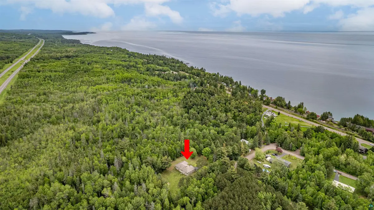 297 E 2nd St, Knife River, MN 55609 - #1