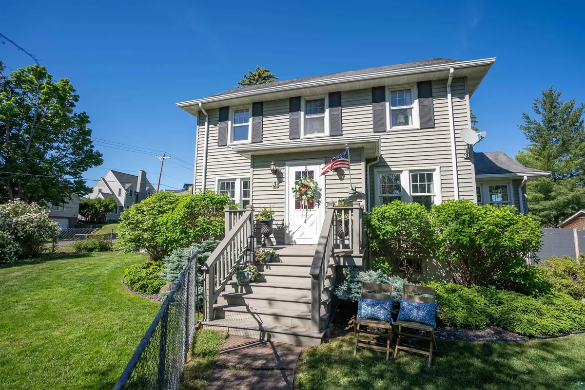 3 E College St, Duluth, MN 55812 - #1