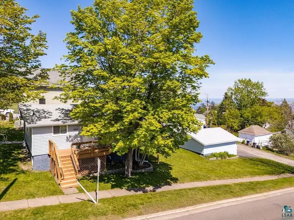 830 N 1st Ave E, Duluth, MN 55805