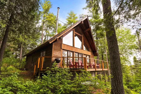 125 Voyageurs Point Rd, Grand Marais, MN 55604