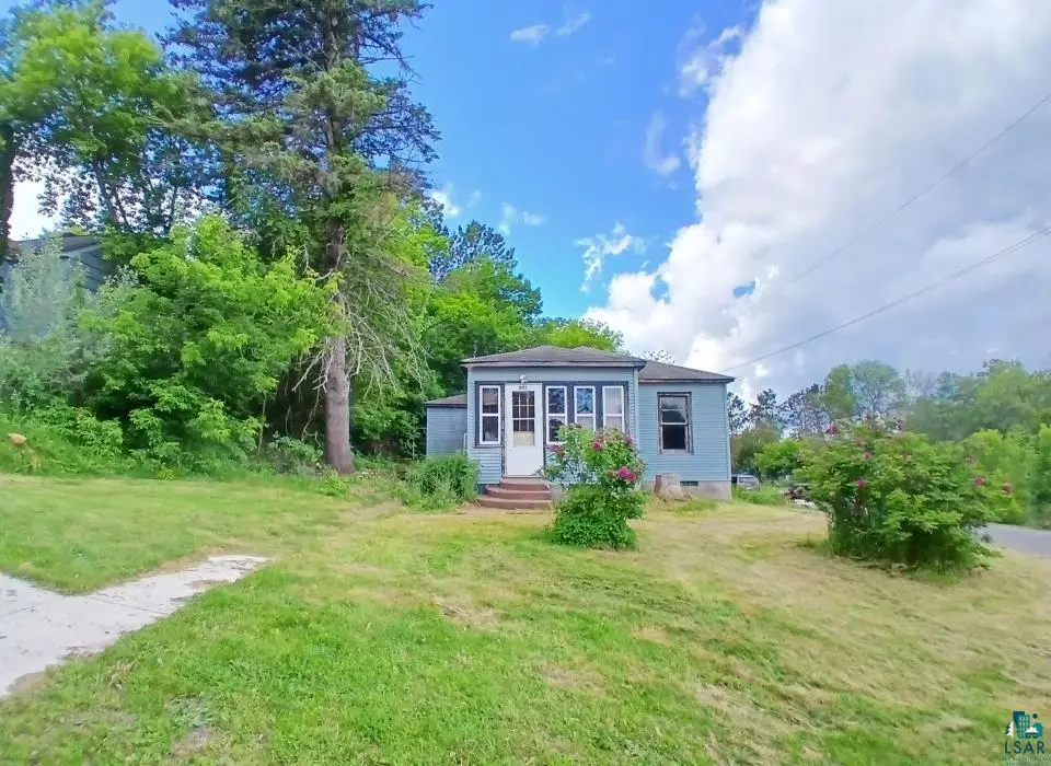 201 19th St, Cloquet, MN 55720 - #1