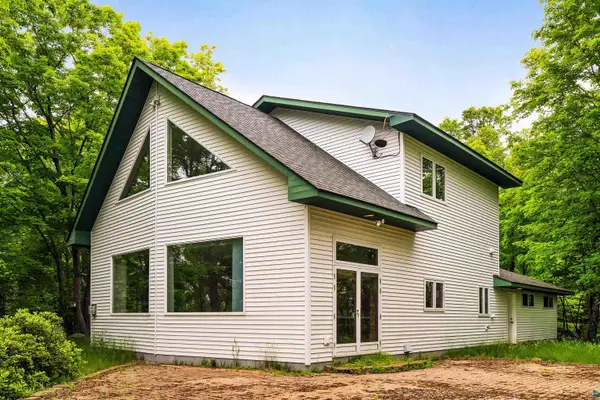 6908 W Van Rd, Duluth, MN 55803