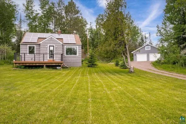 5909 North Shore Dr, Duluth, MN 55804