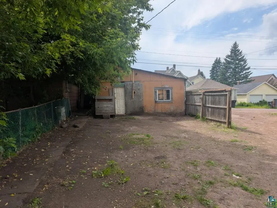619 Weeks Ave, Superior, WI 54880 - #2