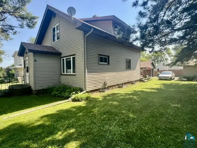 122 12th St, Cloquet, MN 55720 - #1