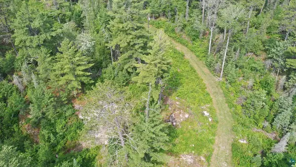 1648 Golden Ridge Tr, Ely, MN 55731