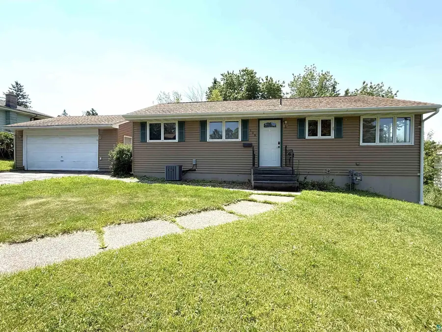 138 Artavia St, Duluth, MN 55811 - #2