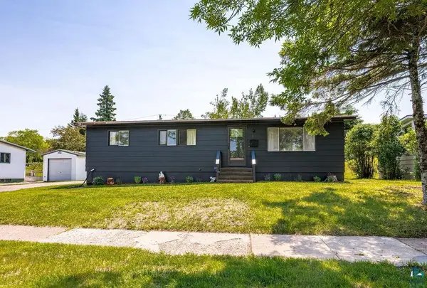 19 Law Dr, Silver Bay, MN 55614