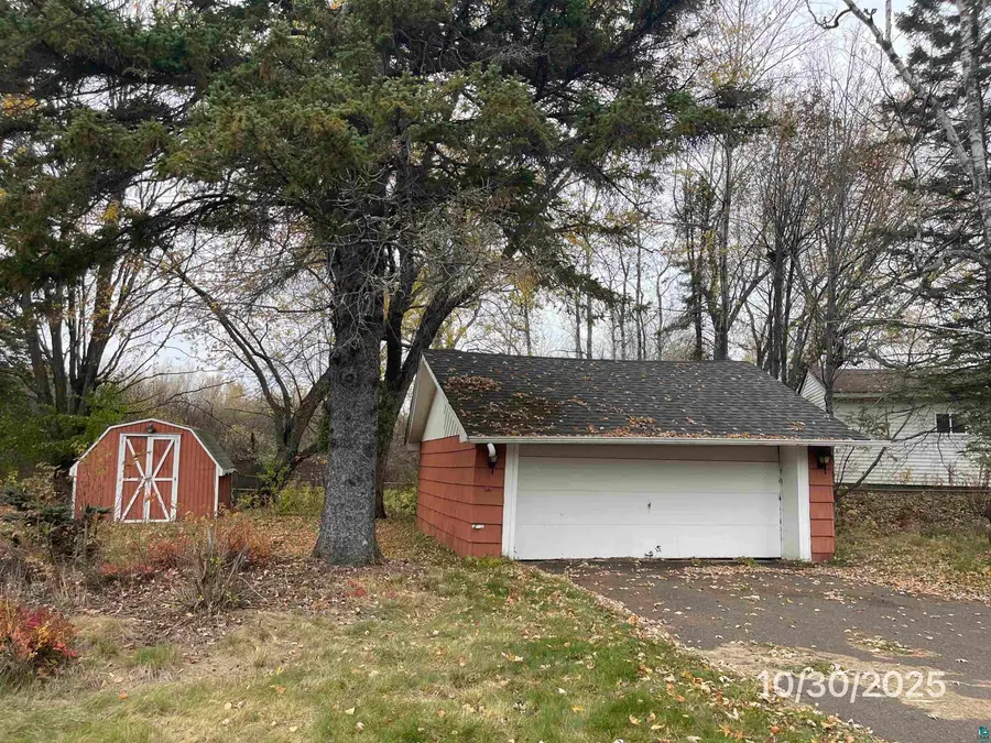 821 W Page St, Duluth, MN 55811 - #3