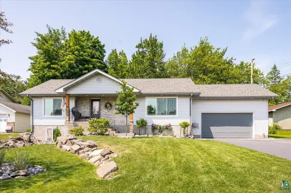231 Chambersburg Dr, Duluth, MN 55811