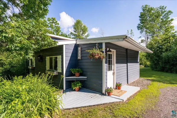6114 Highway 2, Duluth, MN 55810