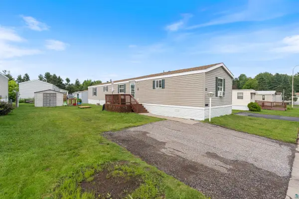 27 Juniper Ln, Duluth, MN 55810