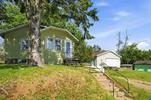 105 N Boundary Ave, Proctor, MN 55810