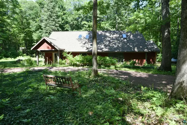 77545 W Maple Hill Rd, Washburn, WI 54891