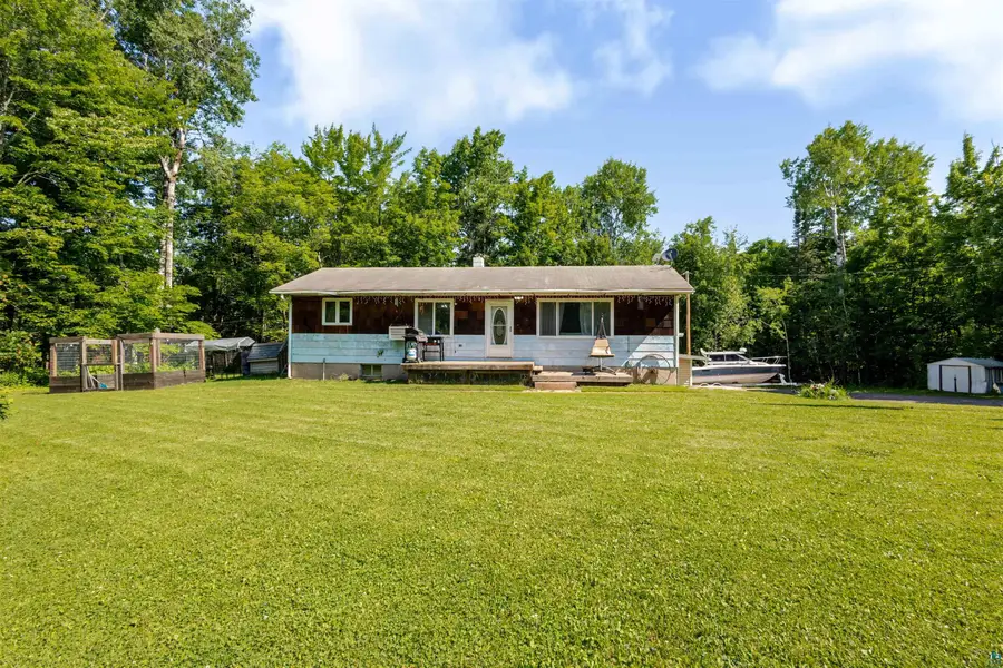 5539 S Darrow Rd, Superior, WI 54880 - #3