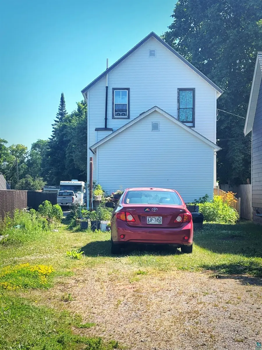 221 Stuntz Ave, Ashland, WI 54806 - #2