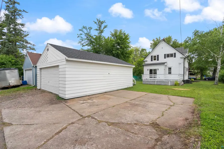 706 E 7th St, Superior, WI 54880 - #3