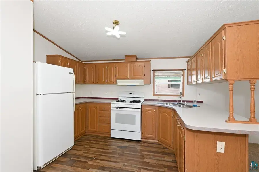 35 Korda Dr, Duluth, MN 55808 - #3