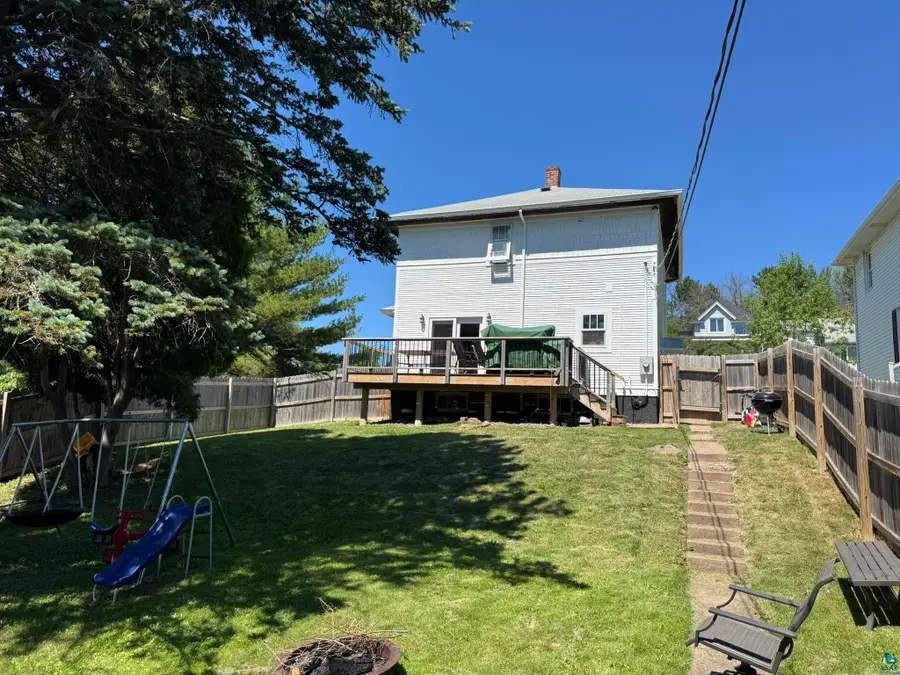 2260 W 13th St, Duluth, MN 55806 - #3