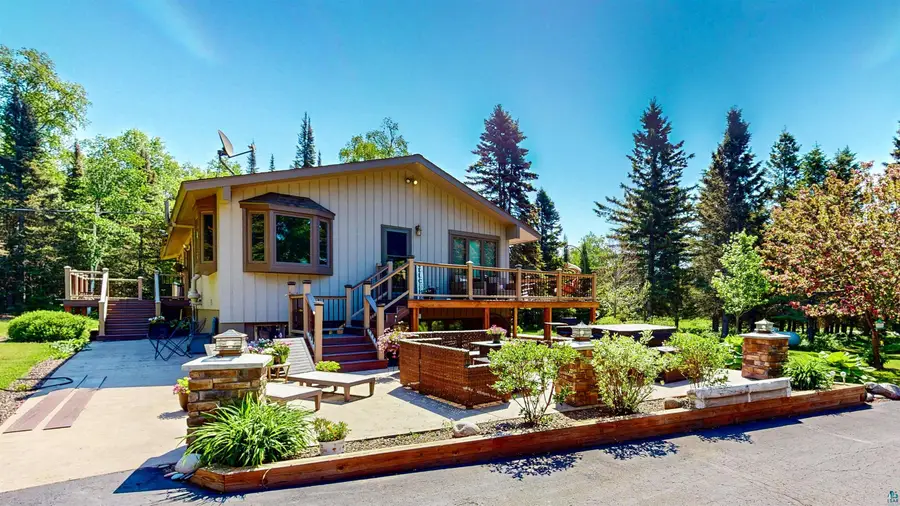 1521 Highway 61 E, Grand Marais, MN 55604 - #2
